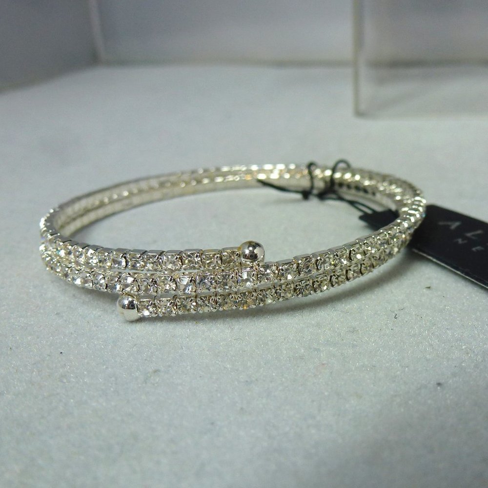 ALI KHAN RHINESTONE BRACELET